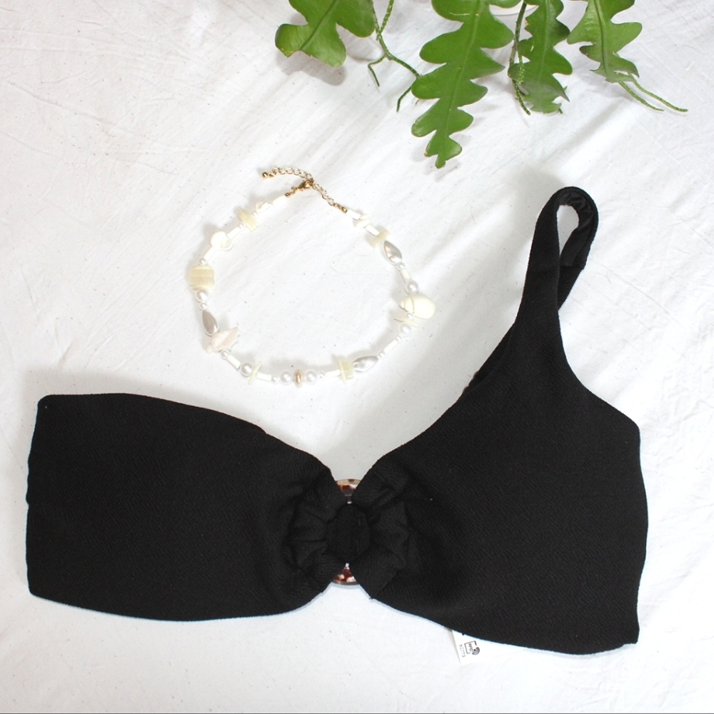 🌟 H&M Padded One-Shoulder Bikini Top 🌟